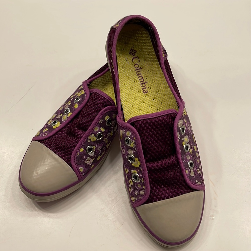 Columbia water shoes size 8 NWOT